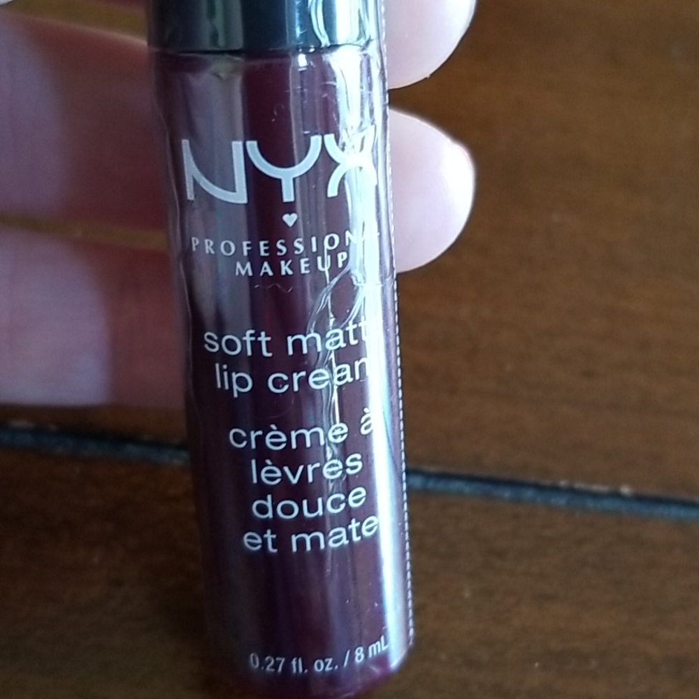 NYX LIP 💋 CREAM